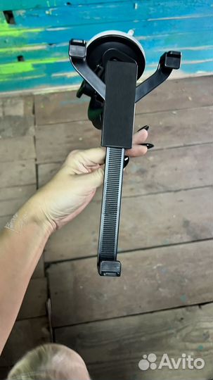 Автомобильное крепление для телефона/планшета