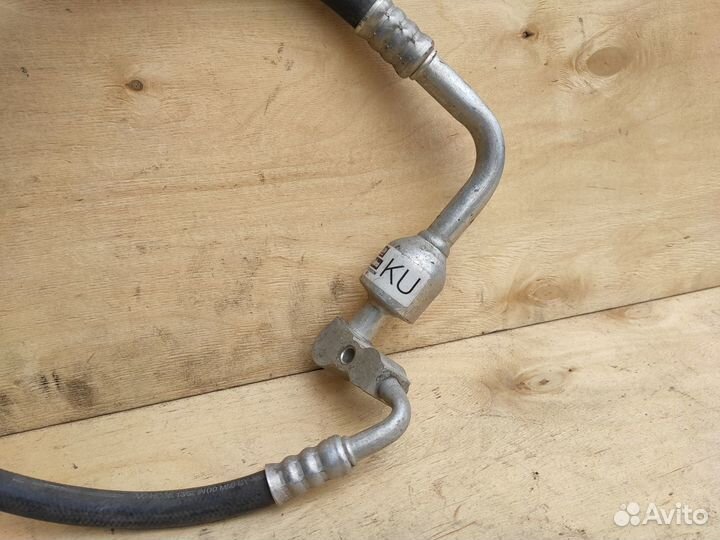 Трубка кондиционера Z20NET на Opel Vectra C