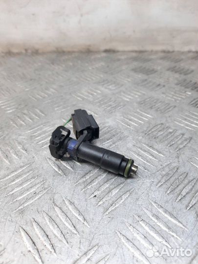 Форсунка Peugeot 307 кабриолет 2.0 RFJ 2006