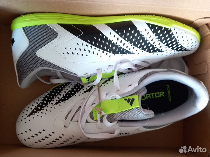 Футзалки Adidas Predator