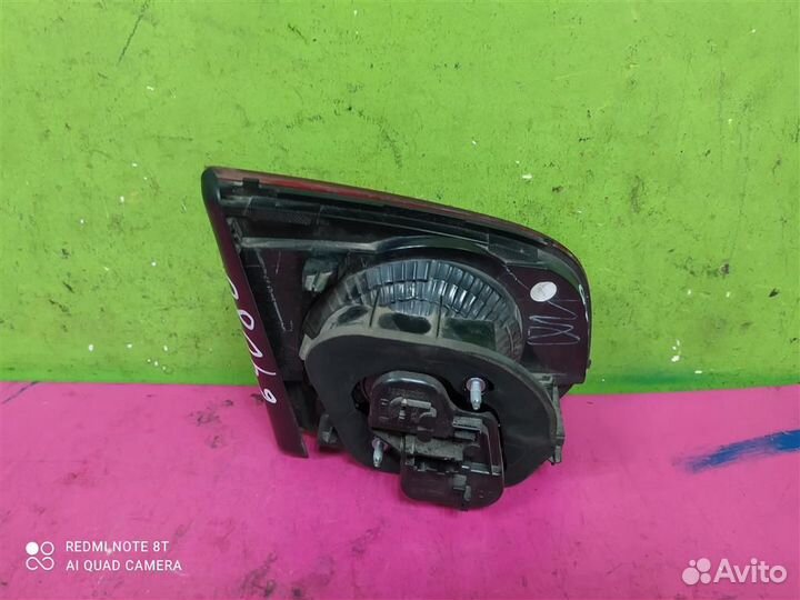 Фонарь правый на крышку багажника VW Golf 6 Гольф