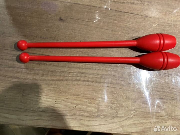 Мяч гимнастический, булавы