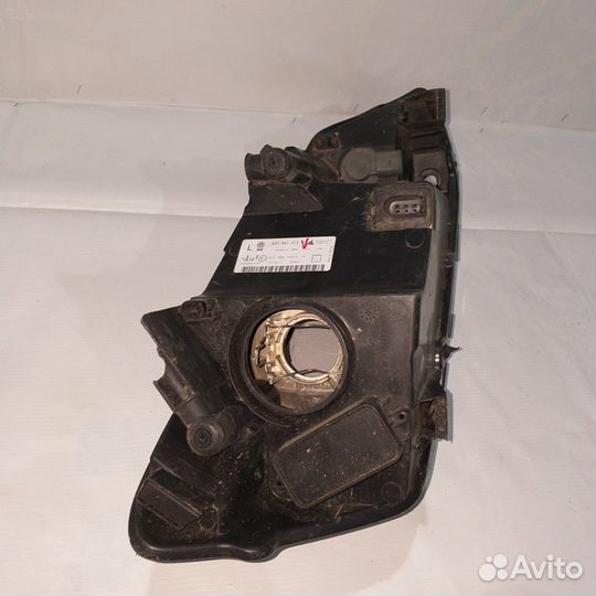 Фара левая Volkswagen Polo оригинал седан