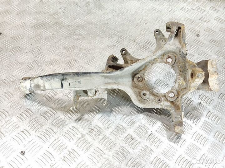 Кулак поворотный передний левый Chrysler Sebring/d