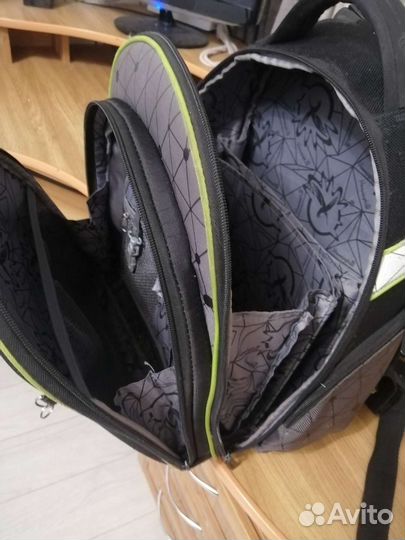 Рюкзак школьный hummingbird