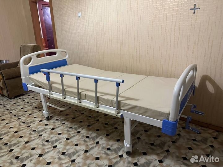 Продам кровать медицинскую для лежачих больных