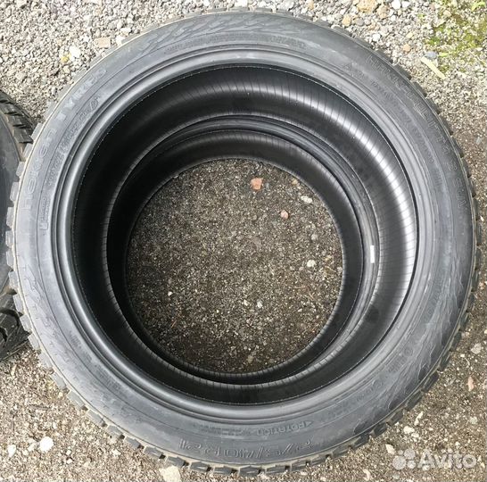 Nokian Tyres Hakkapeliitta 9 SUV 315/35 R21 и 275/40 R21