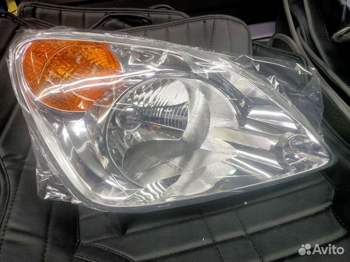 Фары cr-v 2001-2004г