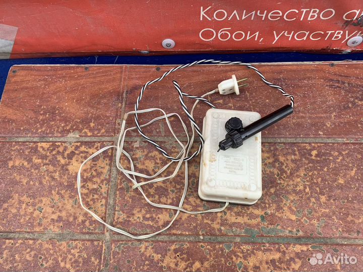 Прибор для выжигания по дереву СССР белый