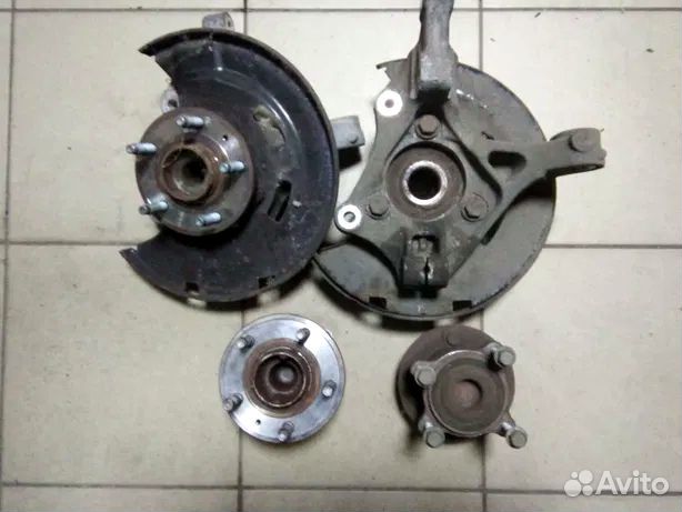 Кулак передний Chevrolet Cruze