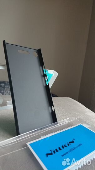 Бампер для смартфона sony XZ1