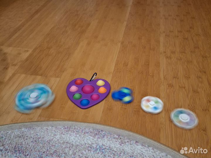 Симпл димпл-спинеры