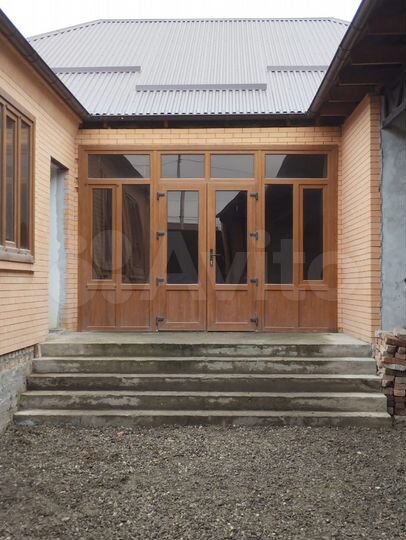 Дом 200 м² на участке 3,3 сот.