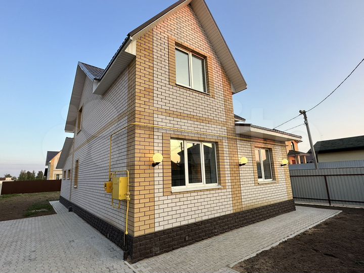 Дом 136 м² на участке 7,3 сот.