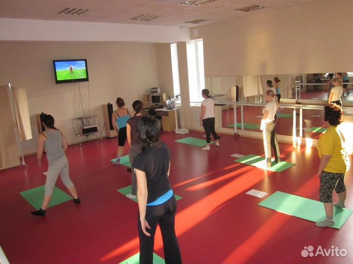 Зеркало настенное