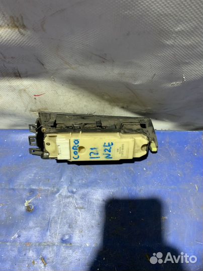 Блок управления стеклоподъемниками toyota 120