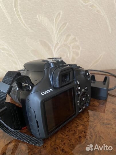 Фотоаппарат canon1100D