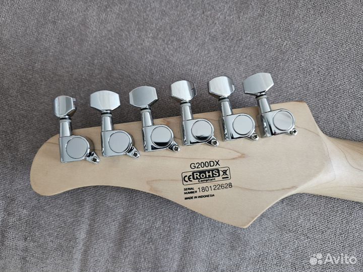 Электро гитара