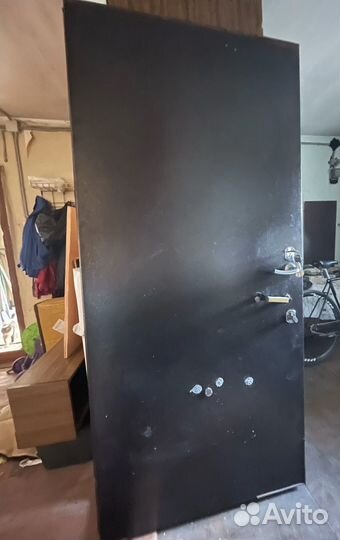 Дверь входная металлическая уличная