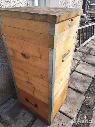 Ульи, пчеловодное