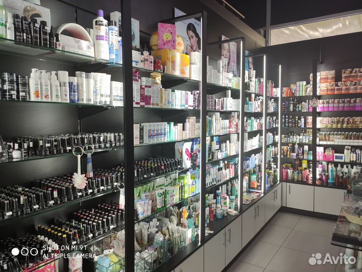 Стеллажи для магазина косметики