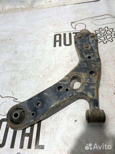 Рычаг передний правый Toyota Corolla 150 1ZR 2007