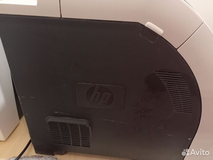 Принтер HP CP3505dn