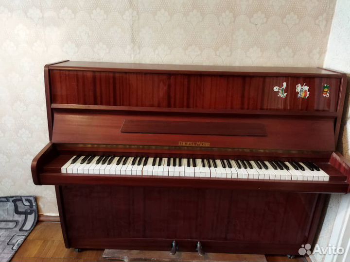 Пианино Fuchs and Mohr
