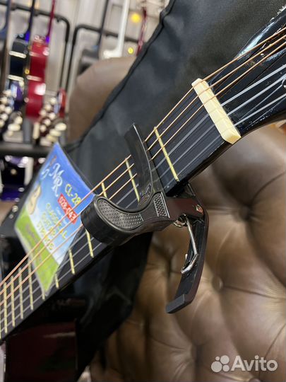 Гитарный набор 4/4 с аксессуарами