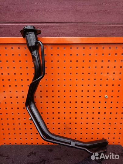 Топливная горловина Шевроле Люмина