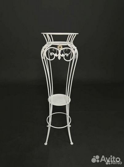 Подставка для цветов кованая ручная работа