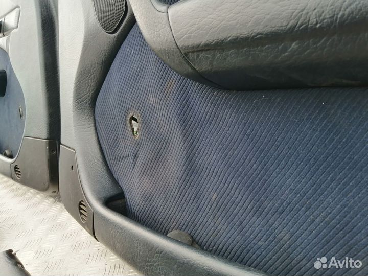 Комплект обшивок дверей Audi 100 C4 45 кузов