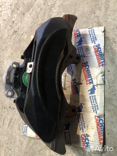 Суппорт на полуприцеп правый wabco