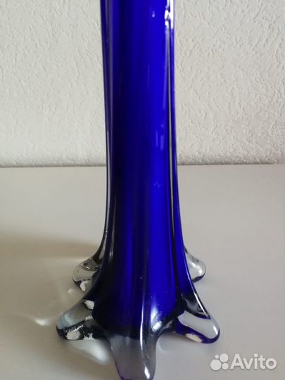 Оригинальная ваза для цветов