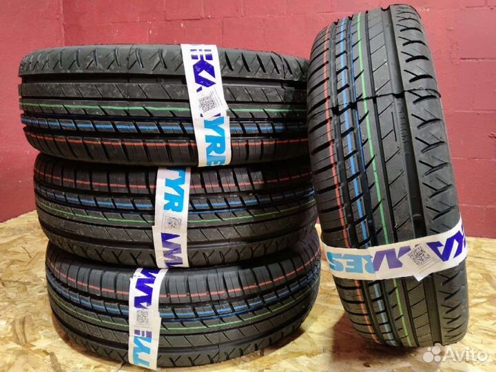 Viatti Strada Asimmetrico V-130 195/65 R15 91H