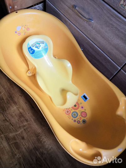Ванночка с горкой и круг для купания