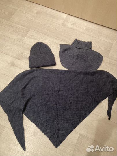 Комплект шапка косынка манишка