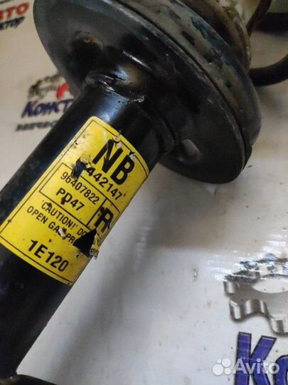 Амортизатор с пружиной Chevrolet Lacetti седан