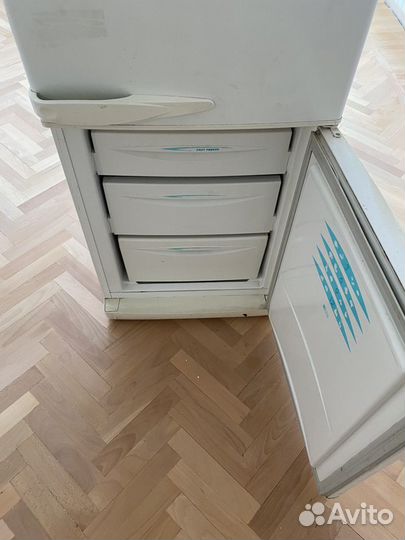 Холодильник бу stinol