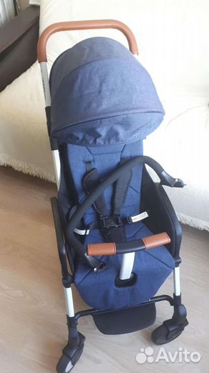 Прогулочная коляска yoya care