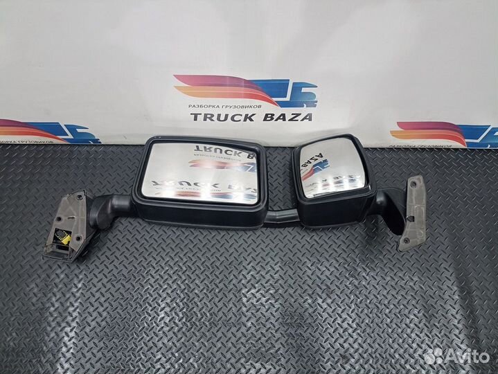 Зеркало заднего вида боковое левое Renault T