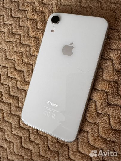 iPhone Xr, 64 ГБ