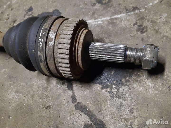 Левый шруз Renault laguna 1