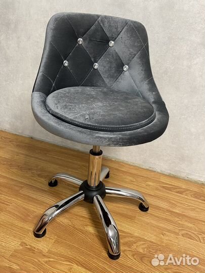Стул мастера новый, велюр