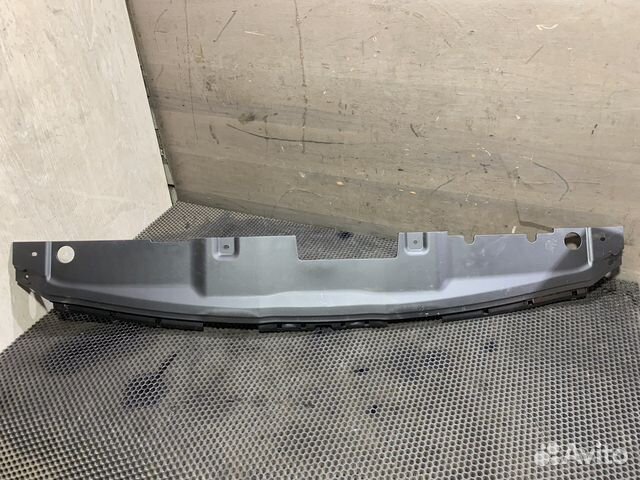 Накладка замка капота Солярис 1 Hyundai Solaris