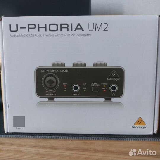 Beringer u-phoria um2 внешняя звуковая карта