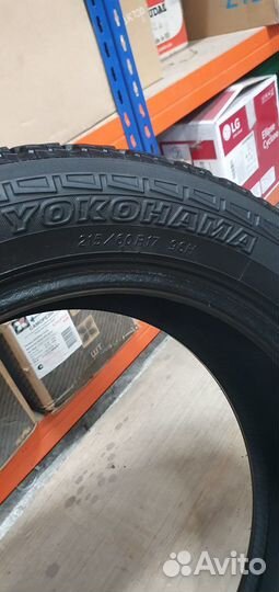 Yokohama Geolandar A/T-S G012 215/60 R17