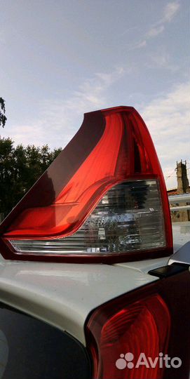 Задние фонарь правый Honda C-RV 2013 г