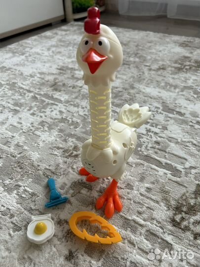 Набор для лепки play doh курочка - чудо в перьях