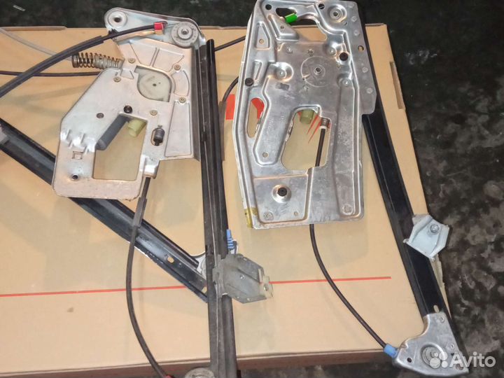 Стеклоподъемник передний левый. Бмв e39